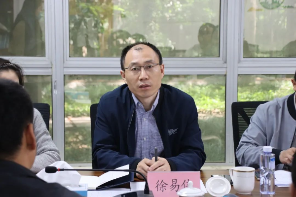 上海市生態(tài)環(huán)境局深入青浦區(qū)調(diào)研 推動(dòng)環(huán)評(píng)與排污許可“兩證合一”軟件開發(fā)